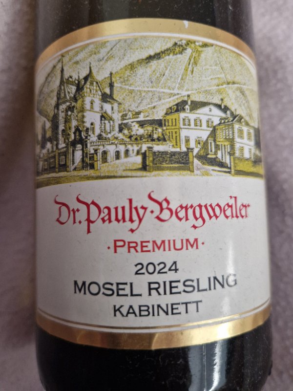 Label profile photo for Premium Riesling Kabinett
