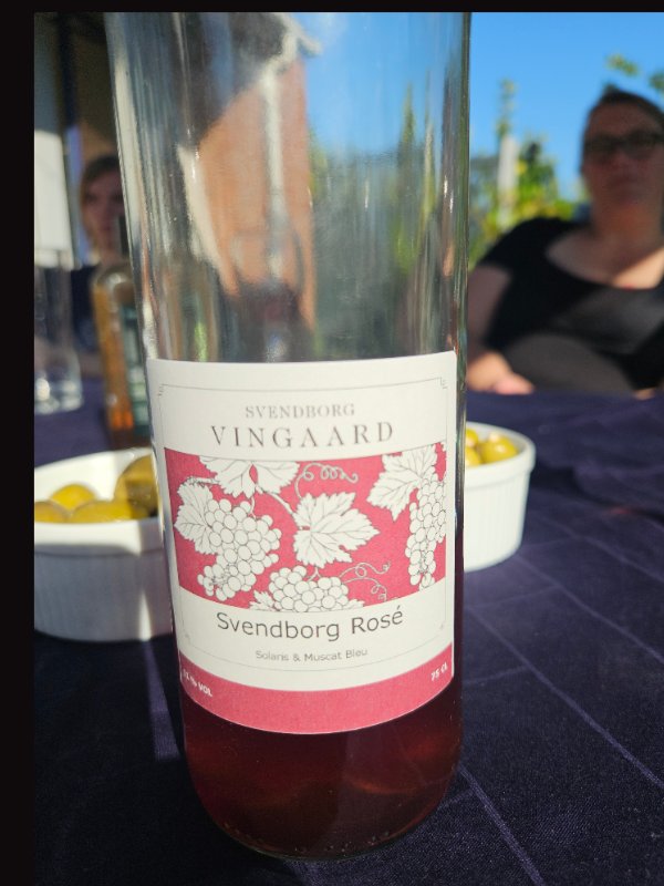 Label photo for {wine}